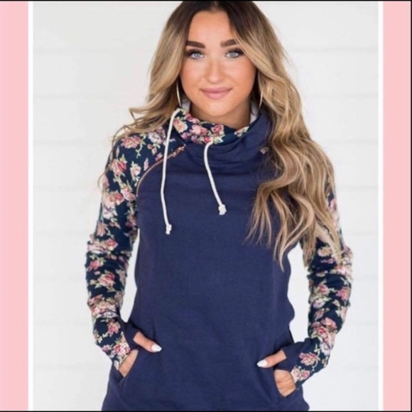 Ampersand Avenue Tops - Ampersand Avenue Doublehood - Navy Floral.